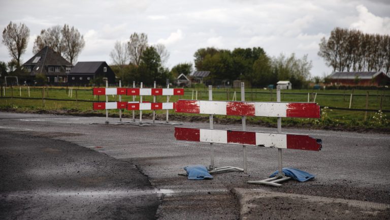 Verkeersbord bij wegwerkzaamheden