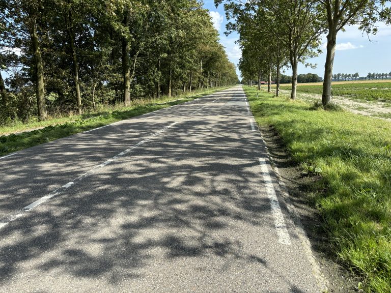 Nieuwesluizerweg in Slootdprp